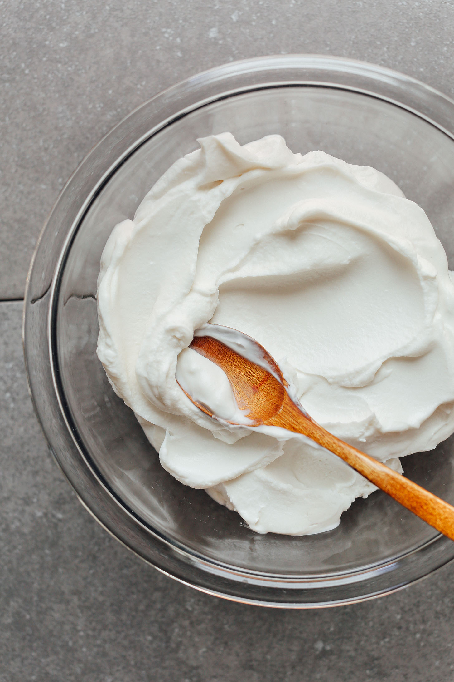 Homemade 2-Ingredient Coconut Yogurt: Thick & Dairy-Free